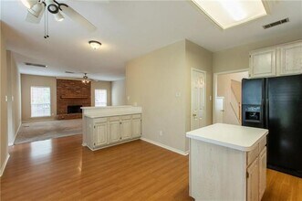 4023 Kirkmeadow Ln in Dallas, TX - Building Photo - Building Photo