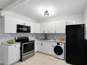 955 6th St SE in Winter Haven, FL - Building Photo - Building Photo