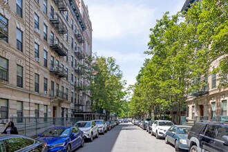 The Alameda in New York, NY - Foto de edificio - Building Photo