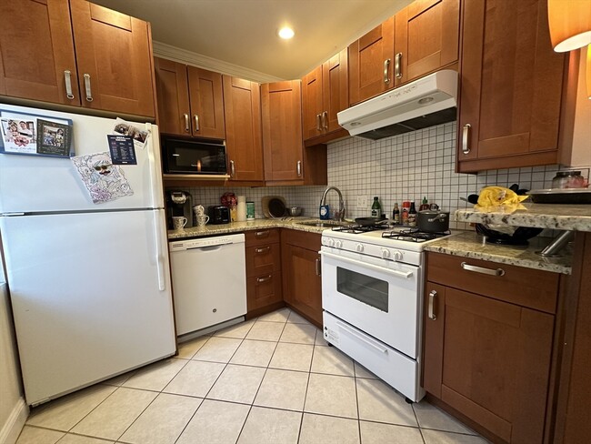 property at 94 Queensberry St