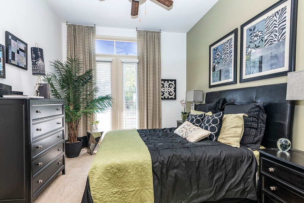 DeSoto Town Center Apartments in Desoto, TX