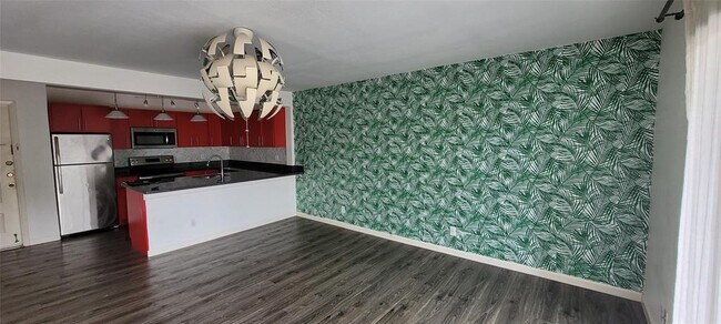 2818 S Bartell Dr photo'