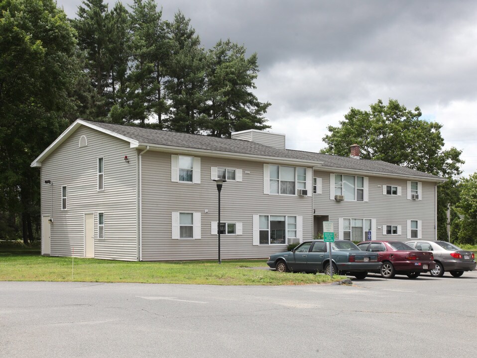 Park Villa in Turners Falls, MA - Building Photo