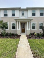11939 Sunsail Ave in Orlando, FL - Building Photo