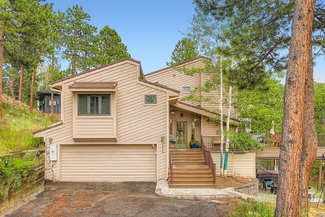 property at 2298 Holly Ct