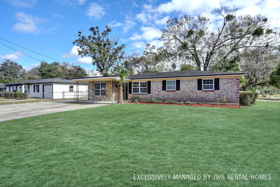 2865 Daffodil Cir E in Jacksonville, FL - Building Photo