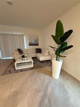 2173 Tay Wes Dr in St. Cloud, FL - Building Photo - Building Photo