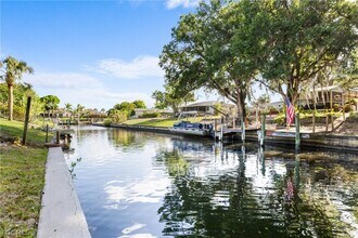1003 April Ln in North Fort Myers, FL - Building Photo - Building Photo