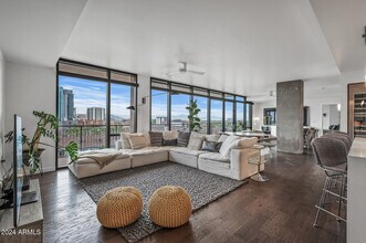 200 W Portland St in Phoenix, AZ - Building Photo - Building Photo