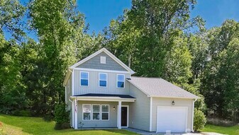 179 Gray Ghost St in Benson, NC - Building Photo