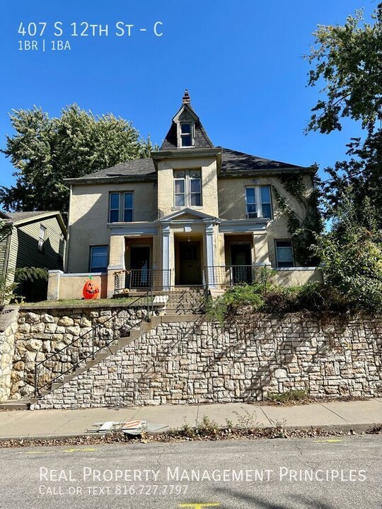 407 S 12th St in St. Joseph, MO - Building Photo