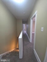 320 Darby Rd in Havertown, PA - Building Photo