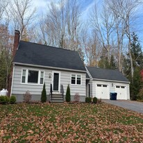 3 Crystal Ln in Cumberland, ME - Building Photo