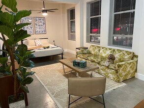 Exchange Building in San Antonio, TX - Foto de edificio - Building Photo