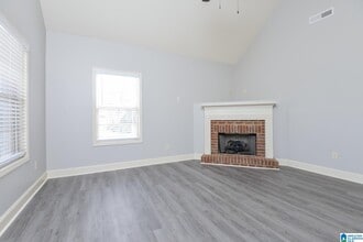 45 Smith Glen Dr in Springville, AL - Foto de edificio - Building Photo