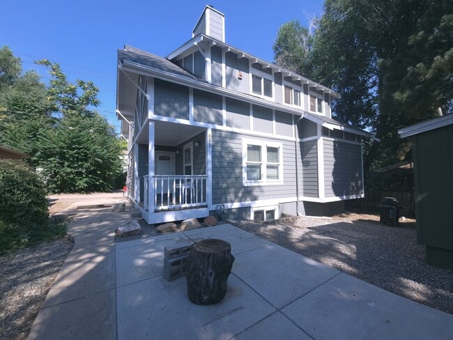 property at 833 18th St