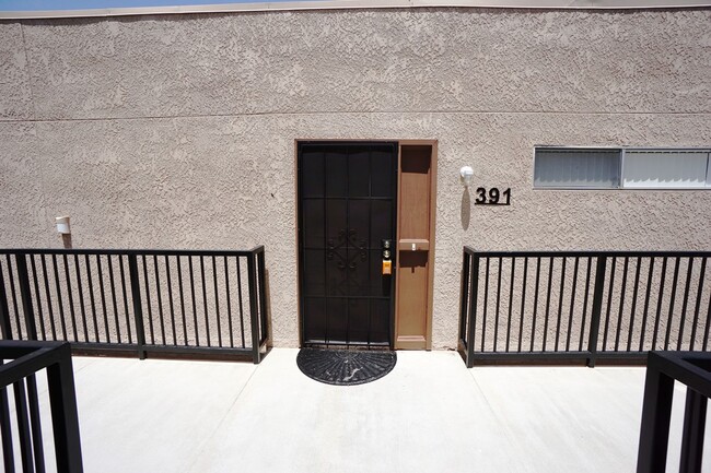 property at 2601 W Broadway Blvd