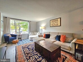 2807 Lafora Ct in Vienna, VA - Building Photo - Building Photo