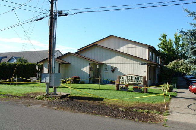 Churchdale Apartments in Salem, OR - Building Photo - Building Photo