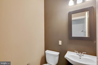 2621 Christian St-Unit -A in Philadelphia, PA - Foto de edificio - Building Photo