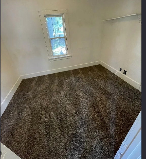 2902 Peters Ave in Sioux City, IA - Building Photo - Building Photo