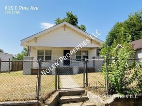 815 E Pine Ave in Enid, OK - Building Photo - Building Photo