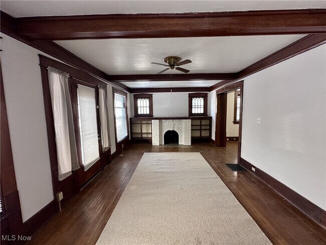 349 Cloverdale Ave in Akron, OH - Building Photo - Building Photo