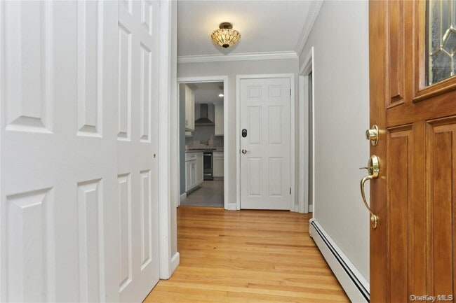 350 Spring St in Mt Kisco, NY - Building Photo - Building Photo