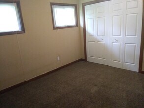 808 S Bentley St-Unit -A in Marion, IL - Building Photo - Building Photo
