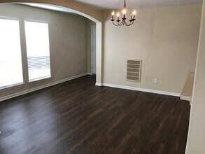 10523 Linsley Lane in Houston, TX - Building Photo - Building Photo