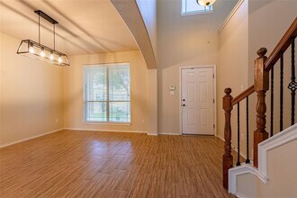 27 Cypress Knee Ln in Austin, TX - Building Photo - Building Photo