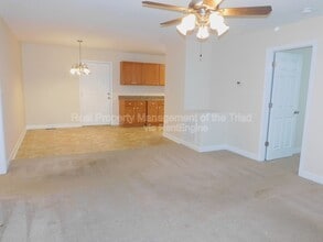 2831 White Ln in Archdale, NC - Building Photo - Building Photo