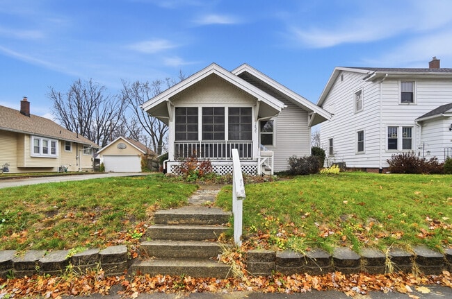 property at 1239 Charlotte Ave