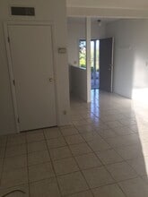1238 Urano Ct in Rio Rico, AZ - Foto de edificio - Building Photo
