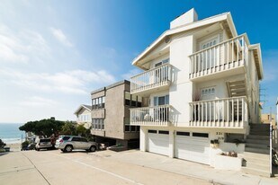 221 44th St in Manhattan Beach, CA - Building Photo