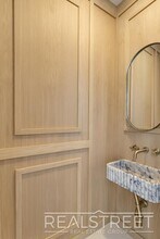 Stunning Bushwick Tpwnhouse Triplex with 2 bedrooms, 2 Full Baths and 2 half Baths in Brooklyn, NY - Building Photo - Building Photo