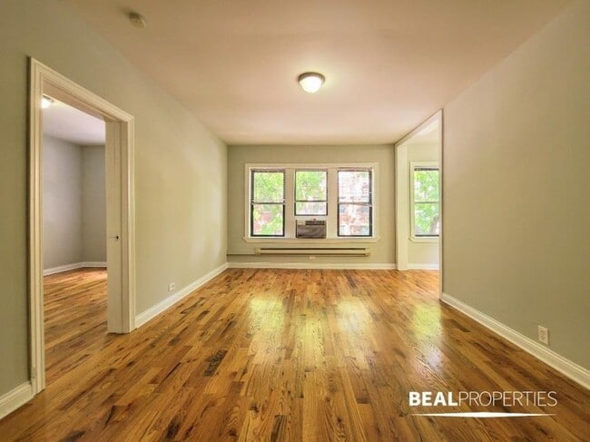 property at 3728 N Pine Grove Ave