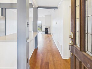 1741 Spyglass Dr in Austin, TX - Foto de edificio - Building Photo