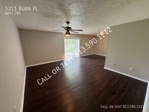 5211 Burr Pl in Seffner, FL - Foto de edificio - Building Photo