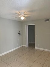 2214 Grand Cayman Ct in Kissimmee, FL - Building Photo - Building Photo