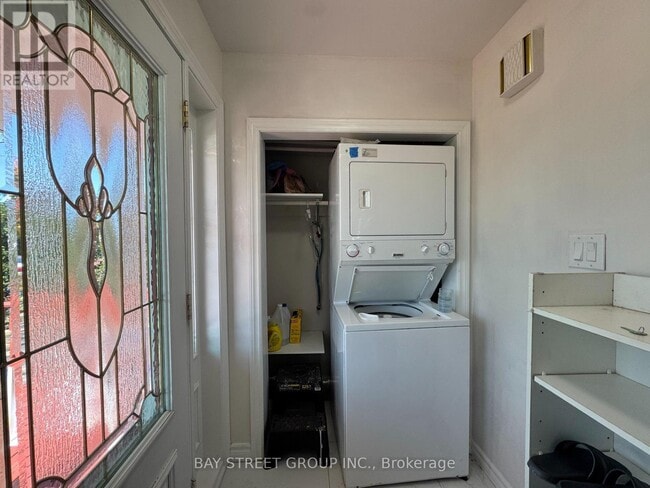 43 Sherwood Forest Dr in Markham, ON - Building Photo - Building Photo