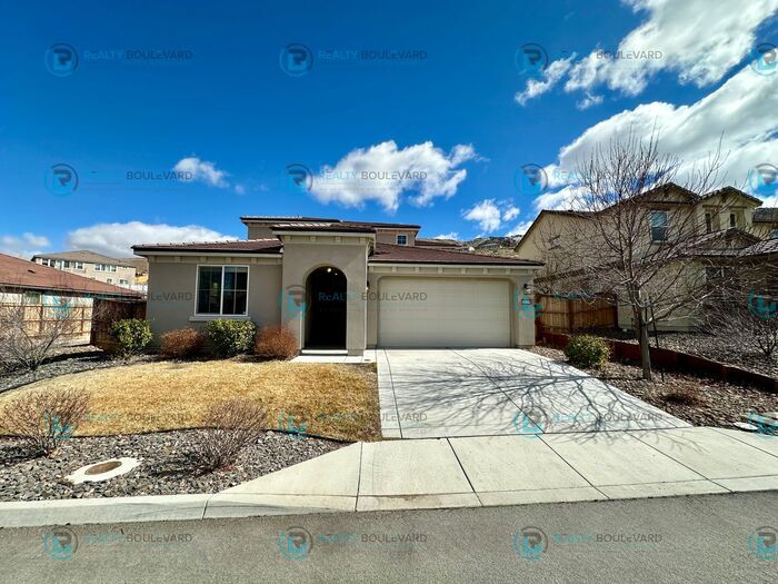 10290 Gold Mine Dr in Reno, NV - Building Photo