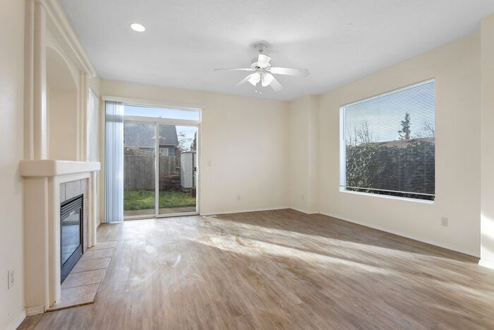 3449 NE 81st Ave in Portland, OR - Building Photo