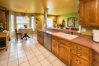 1809 Devonshire Cir in Holts Summit, MO - Building Photo - Building Photo
