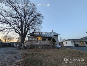 626 N Main St in Bridgewater, VA - Building Photo - Building Photo