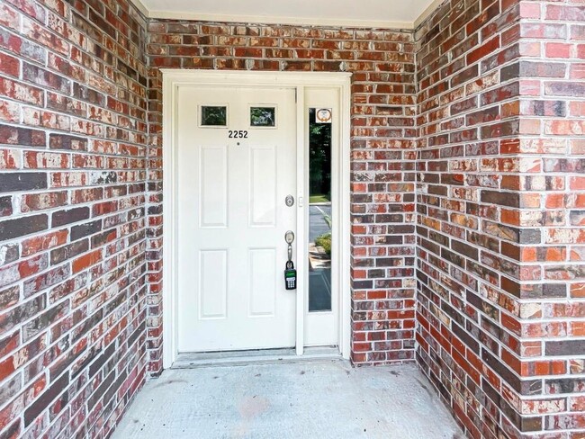 2252 Runnymead Ridge SE in Marietta, GA - Building Photo - Building Photo