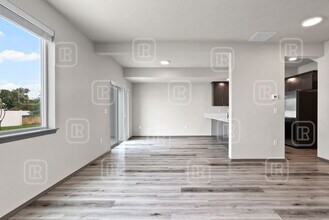 14321 E 13th Ave in Spokane Valley, WA - Building Photo - Building Photo