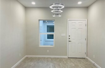 1108 Sugar Gdn Dr in Pharr, TX - Building Photo - Building Photo