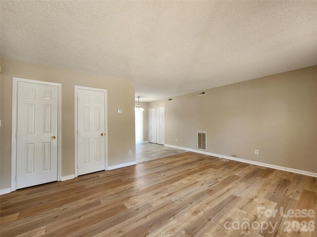 6227 Mayridge Dr in Charlotte, NC - Building Photo - Building Photo