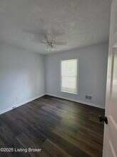 4504 St Claude Dr in Louisville, KY - Building Photo - Building Photo
